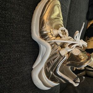 Louis Vuttion Stylish Gold Women's Sneakers size 40